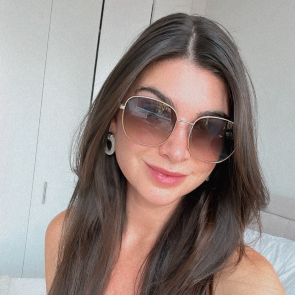 New Condition- Anna Sui Sunglasses
